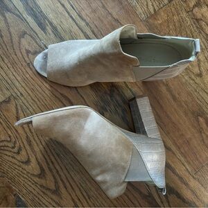 Marc fisher open toe tan suede and leather boot size 11, 3.25” heel